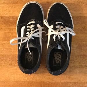 Black old school vans